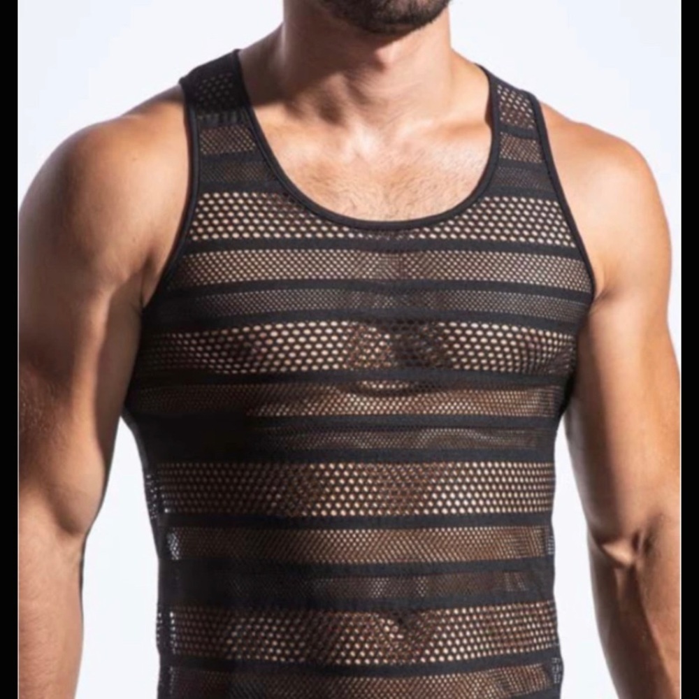 Steele Fetish eyelit tank top large🔥🔥